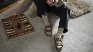 video-thumb